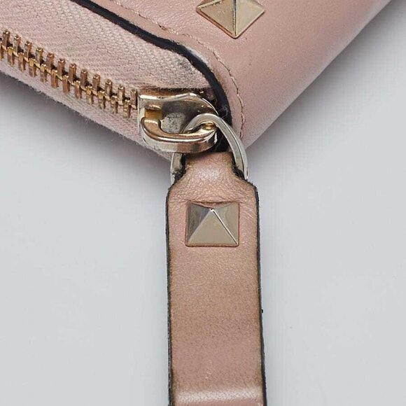 Valentino Beige Leather Rockstud Zippy Wallet - Picture 4 of 8